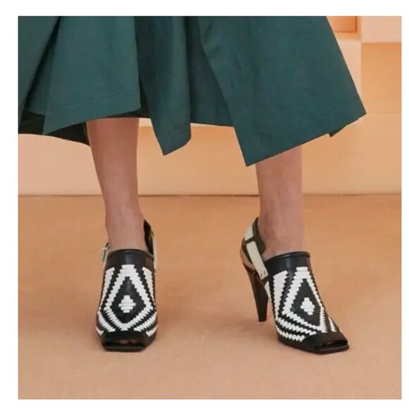 Colville Heels IT40 - Picture 4 of 12